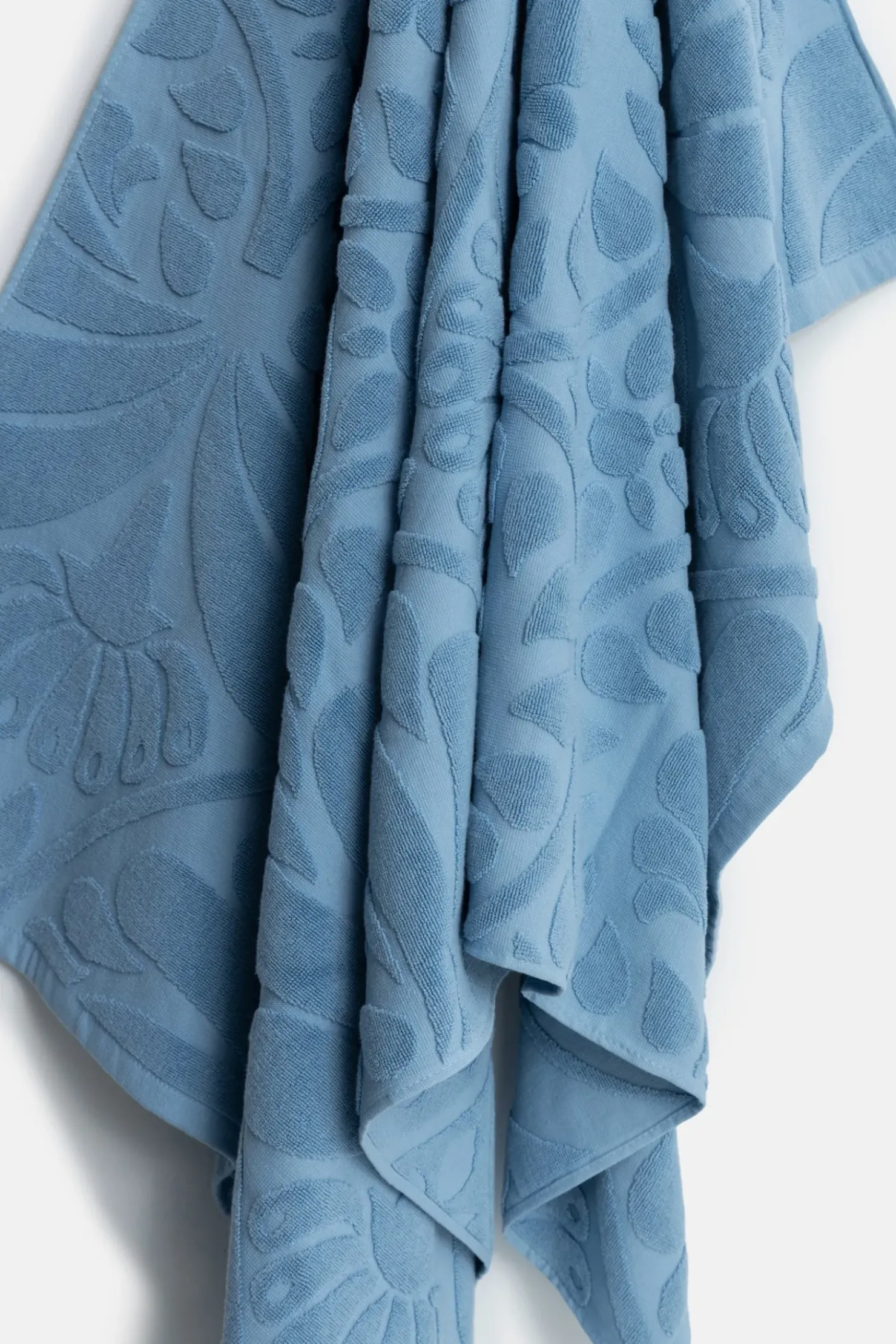 Rhythm Sun & Shade|Beach Towels & Rugs*Abobe Beach Rug Blue