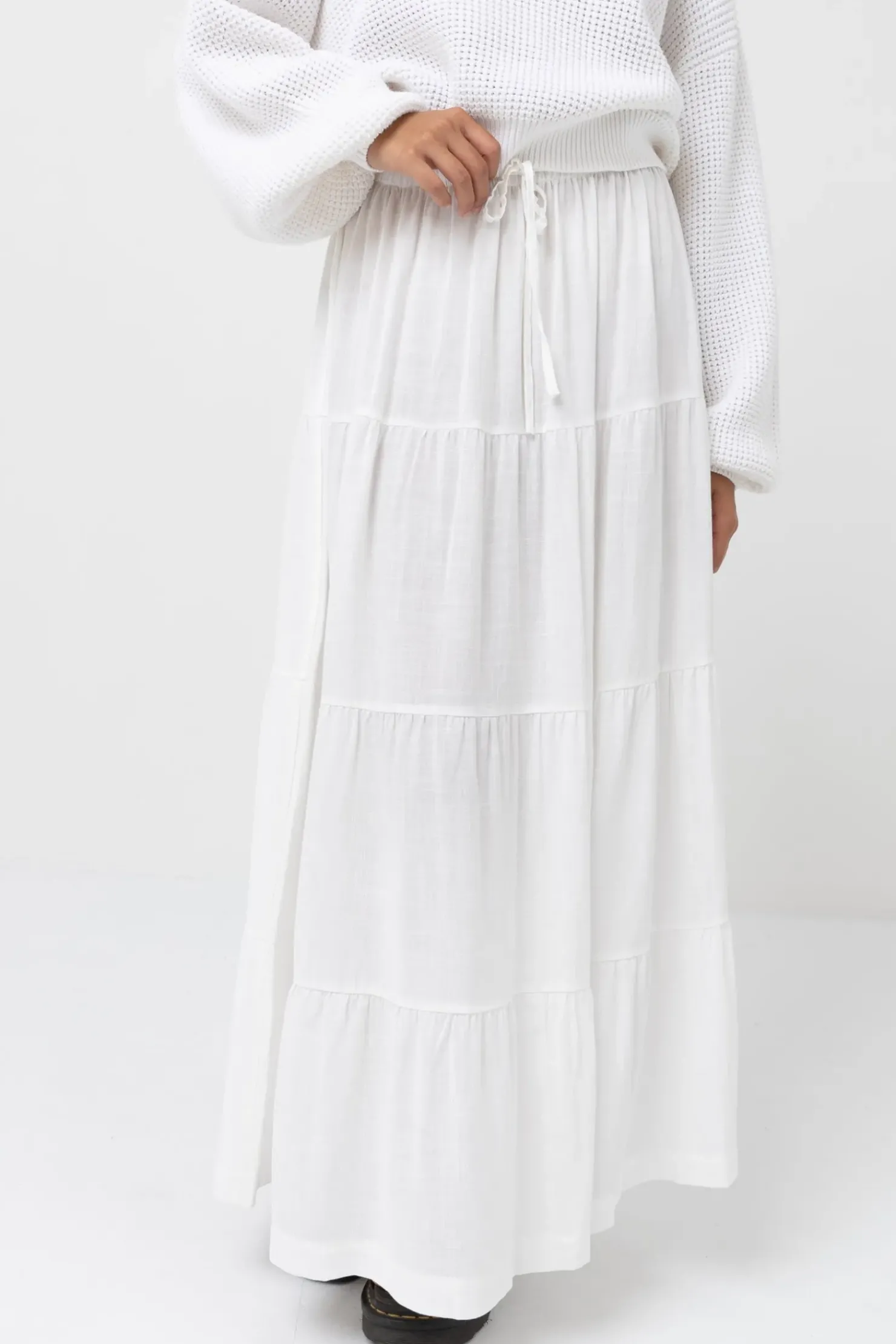 Rhythm Overswim|Skirts*Classic Tiered Maxi Skirt White