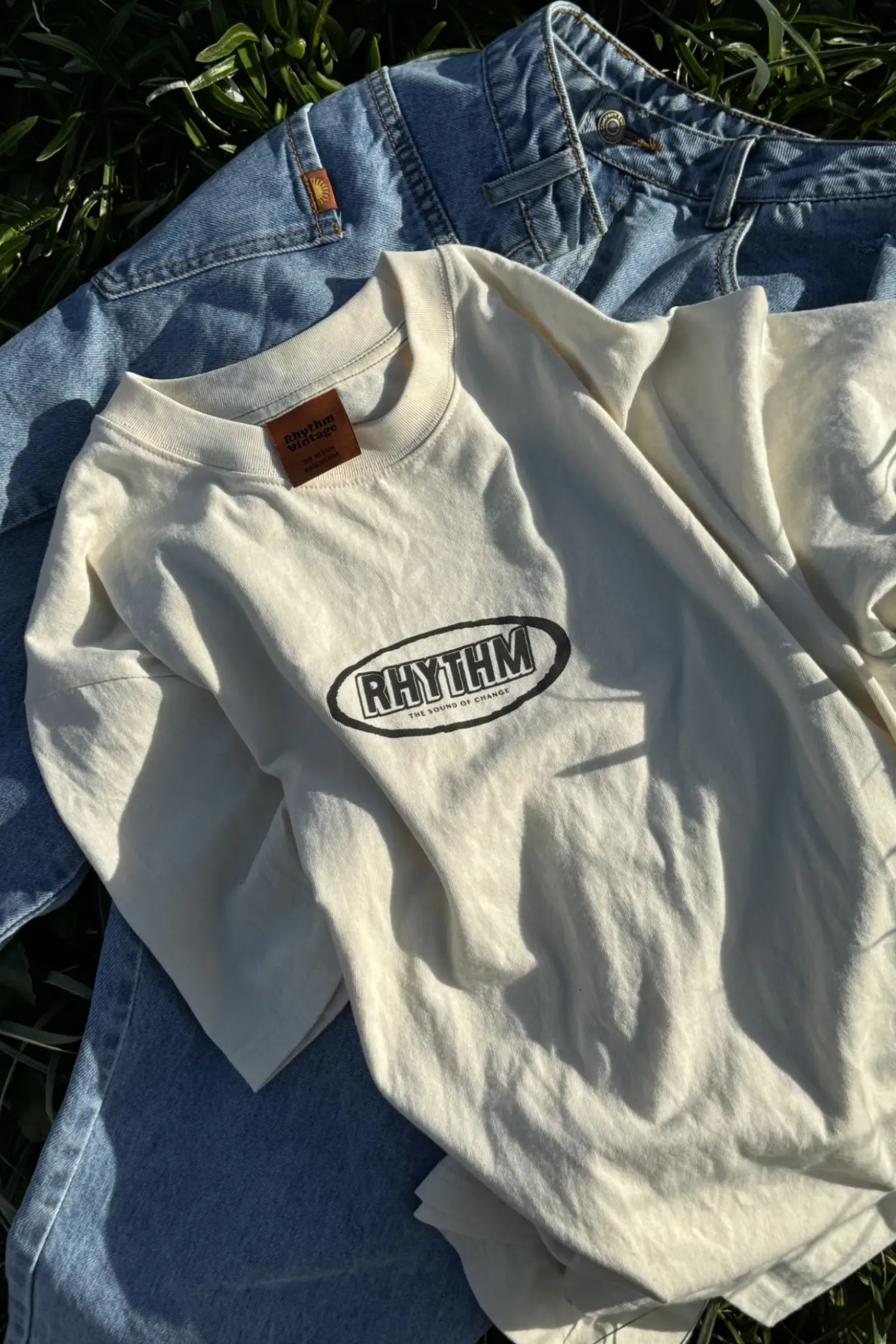 Rhythm T-shirts*Elliptic Printed Vintage Ss T-Shirt Ecru
