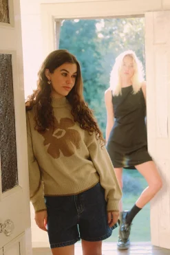 Rhythm Knits*Juliet Floral Jumper Beige